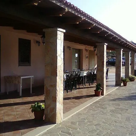 Farm stay Agriturismo Sa Mandria Castiadas